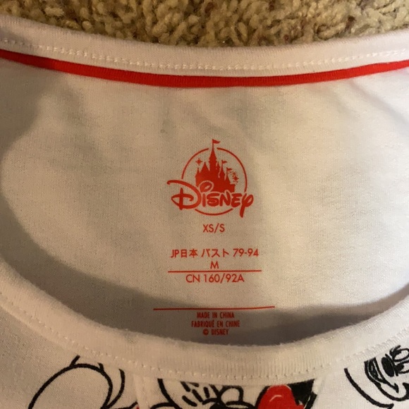 BNWOT Disney Mickey & Minnie Mouse Love ❤️ super soft sleep shirt size XS/S - Picture 2 of 4